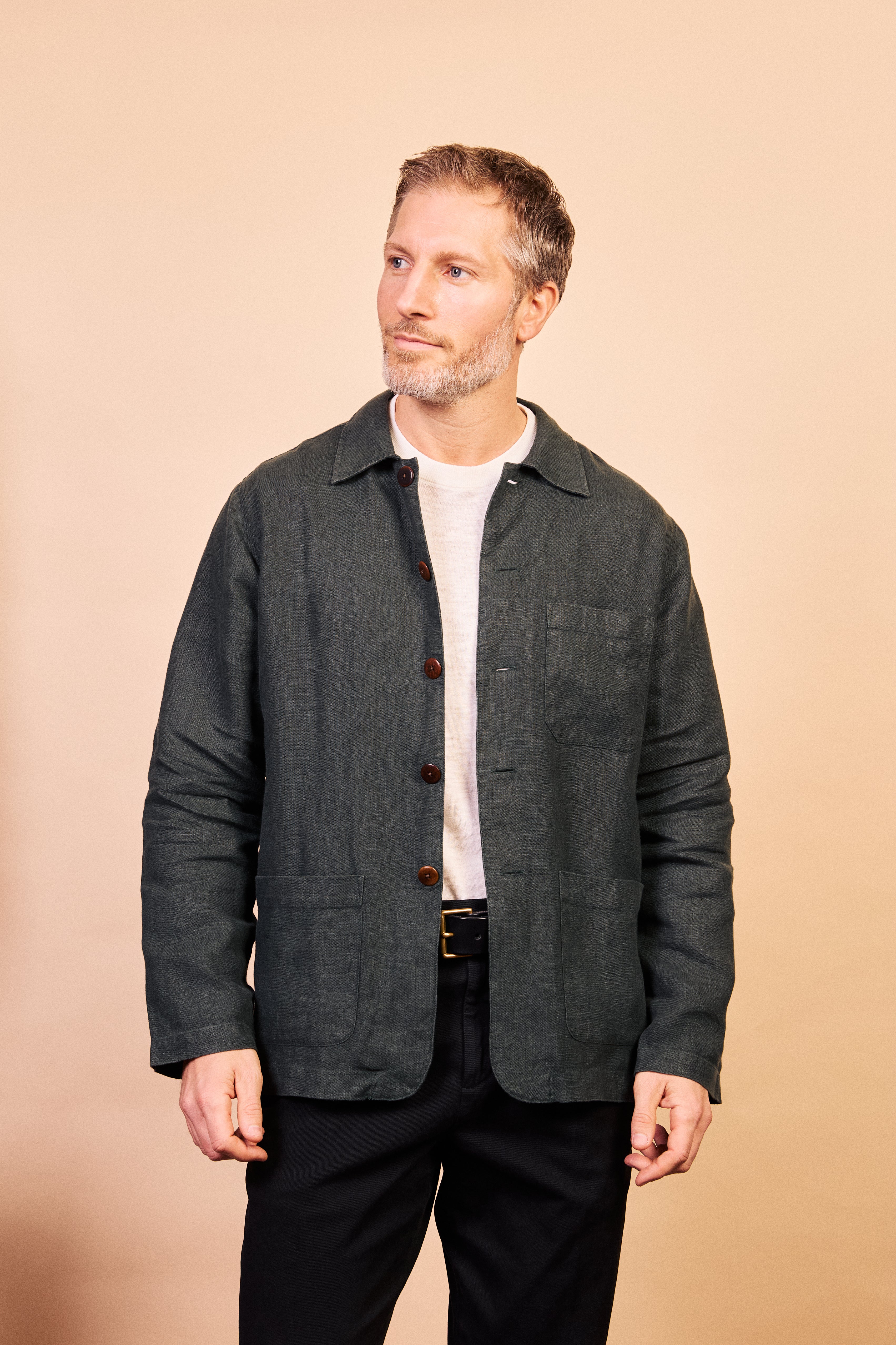 Linen Iffley Jacket Eucalyptus - worn | Burrows & Hare