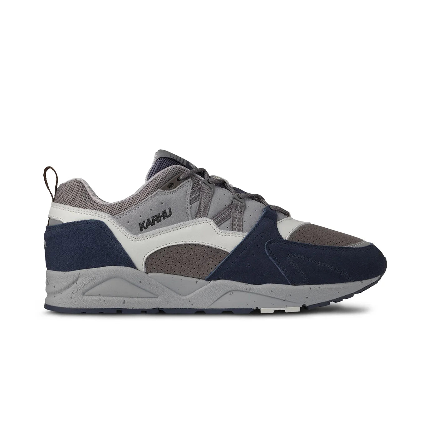 Karhu Fusion 2.0 trainers in Mood Indigo and Smoked Pearl, featuring suede and leather overlays.