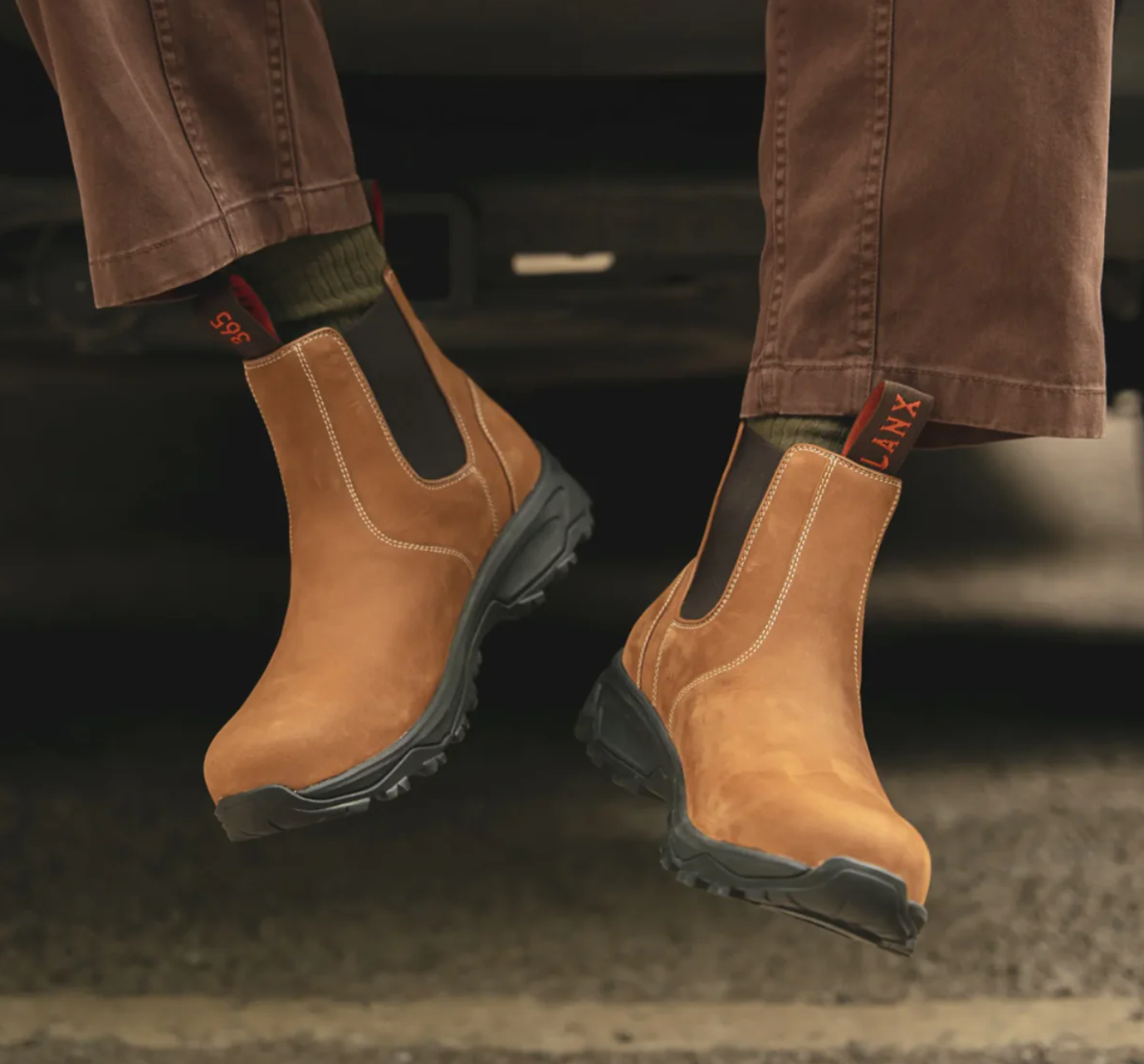 Ribchester - Acacia Distressed | Lanx | Burrows & Hare