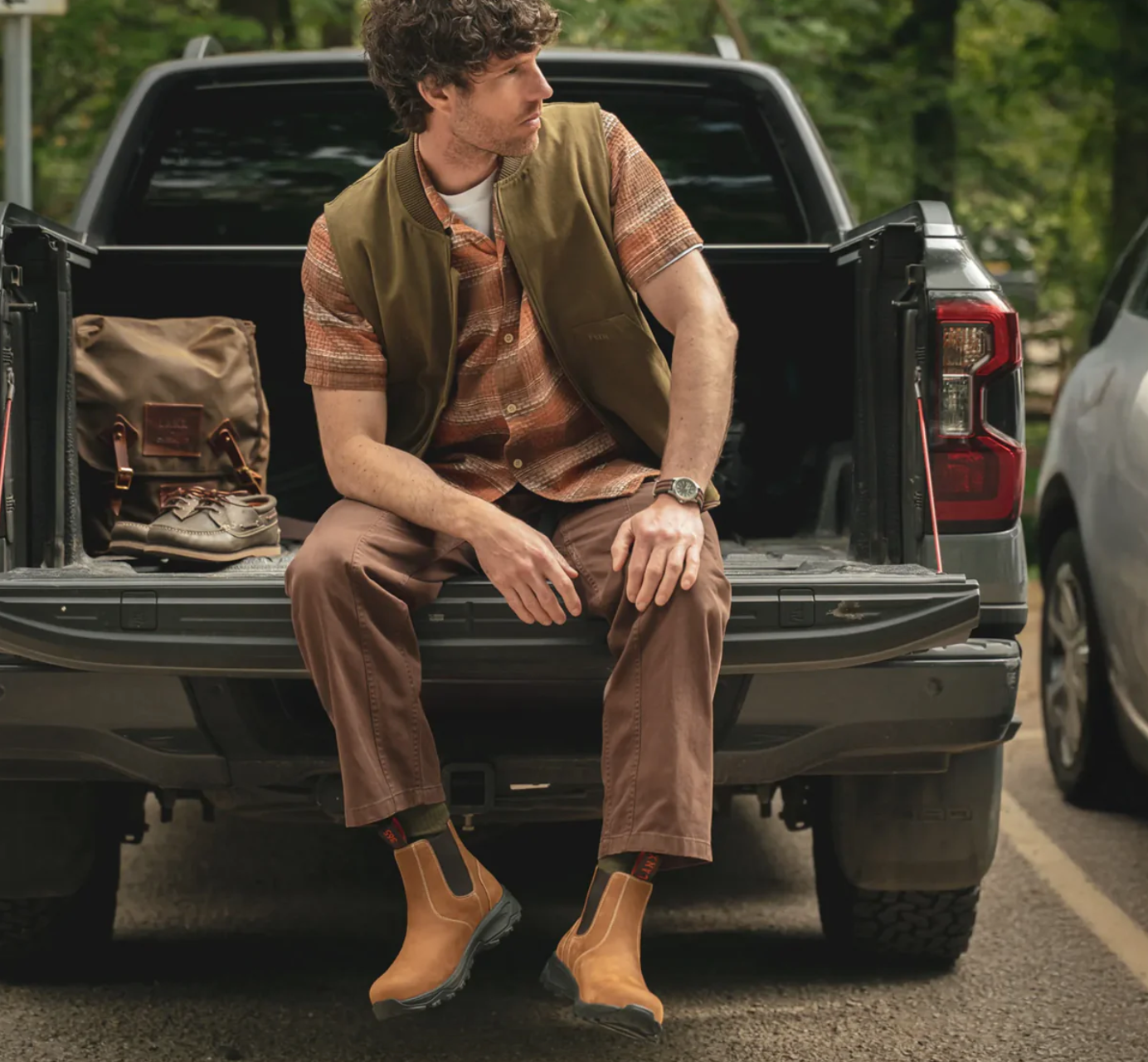 Ribchester - Acacia Distressed | Lanx | Burrows & Hare